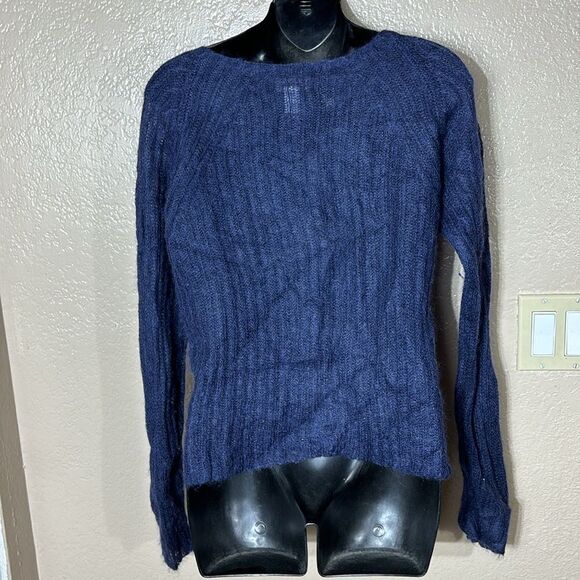 Banana republic mohair wool pullover knit sweater medium blue quiet luxury - Picture 3 of 5